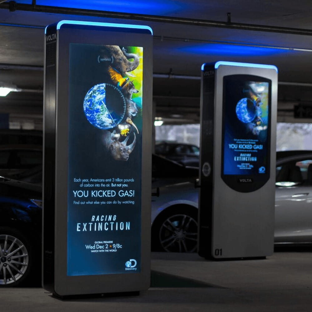 Casos de sucesso: Peerless-AV e estações de carregamento em Chicago